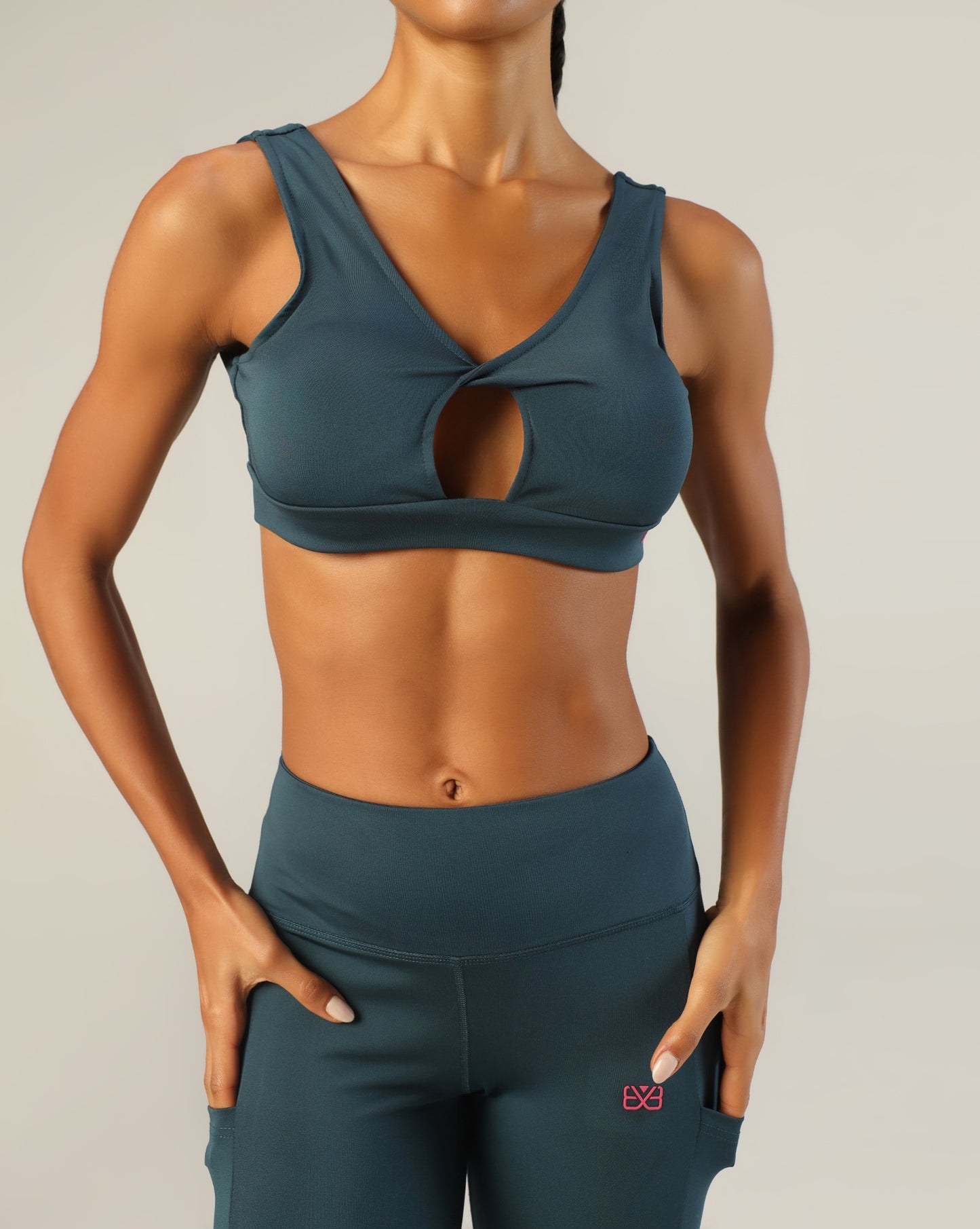 Go-To Twisted Sports Bra - Airforce Blue
