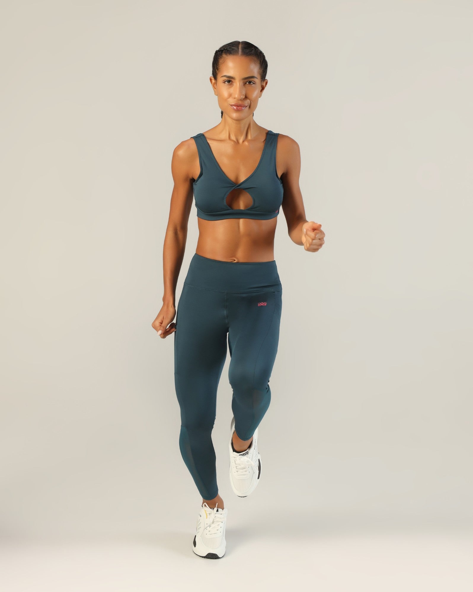 Go-To Twisted Sports Bra - Airforce Blue