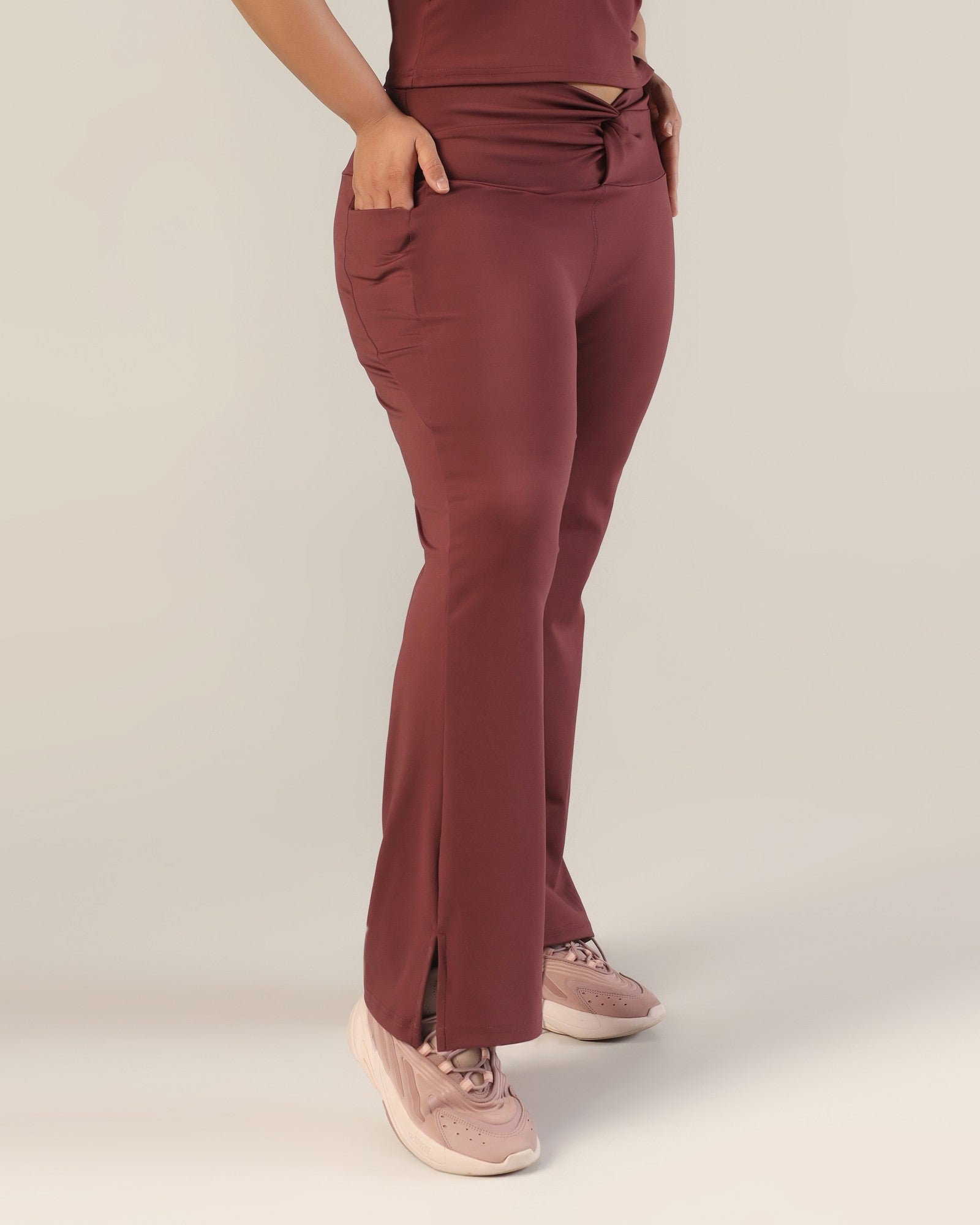 FlowTwist Leggings - Wine