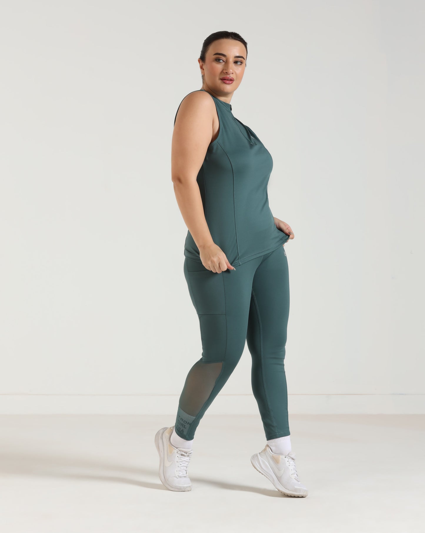 Classic Fitted Zipper Vest - Jasper