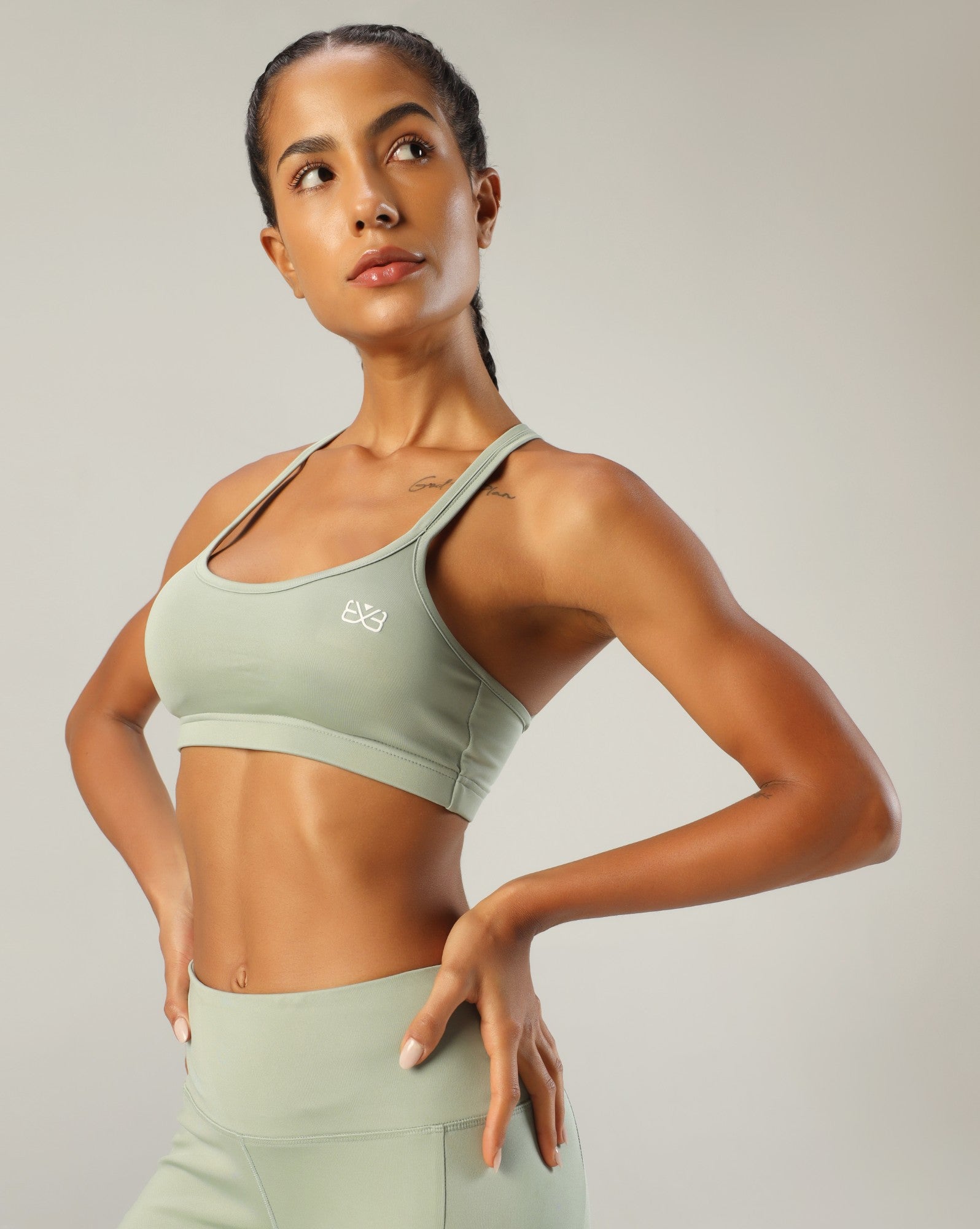 Go-To Crossover Sports Bra - Pista
