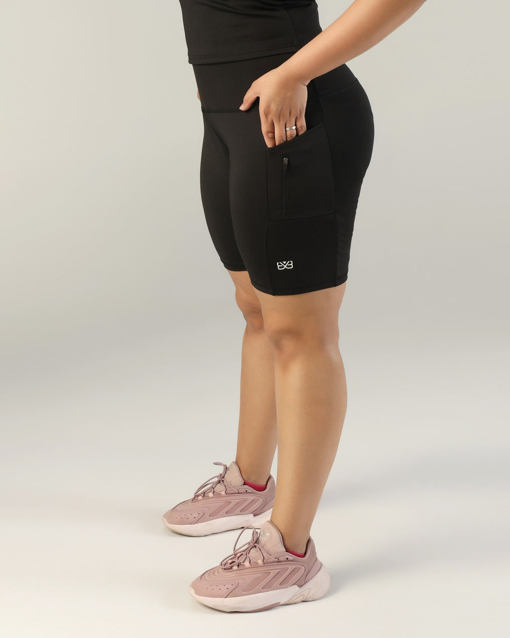 Stride Shorts - Black