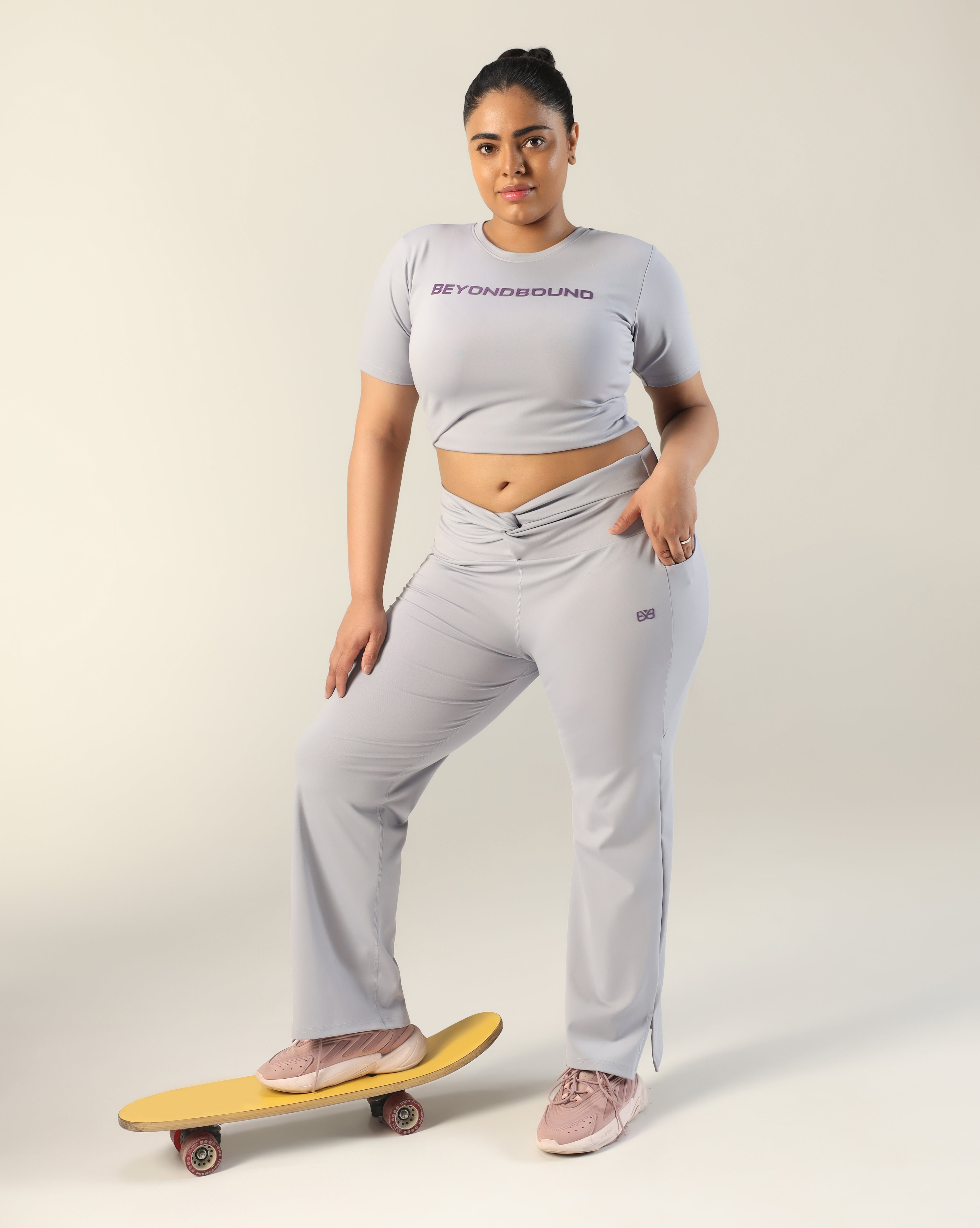 FlowTwist Leggings - Powder Purple