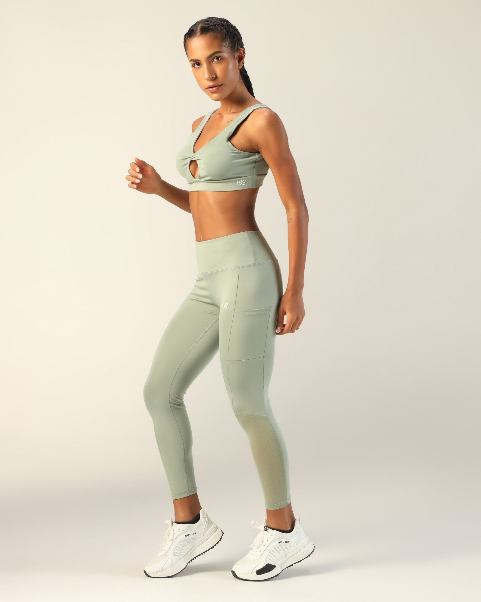 Go-To Twisted Sports Bra - Pista