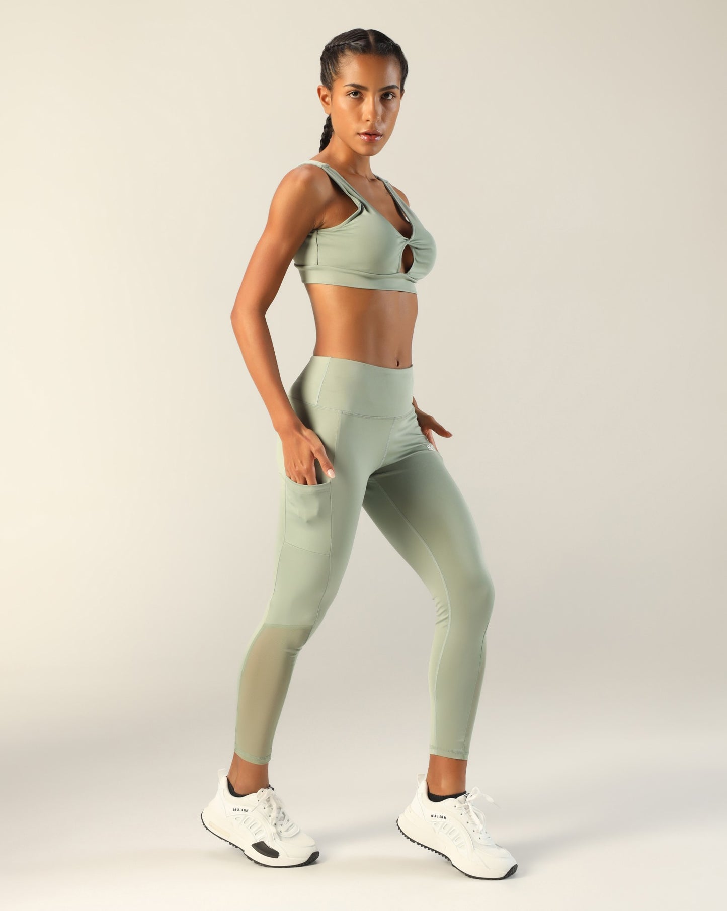 Go-To Twisted Sports Bra - Pista