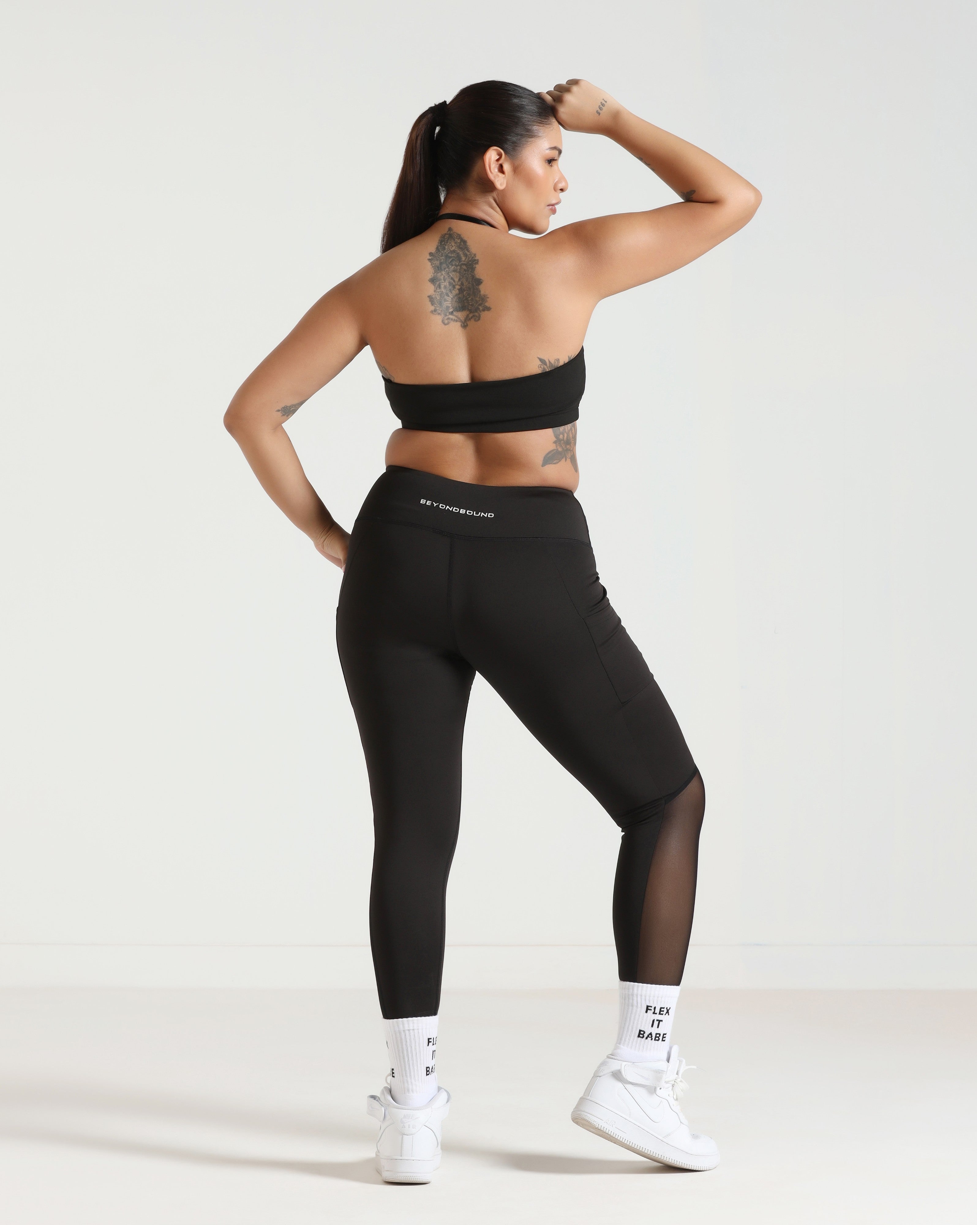 Go-To Bandeau Sports Bra - Black