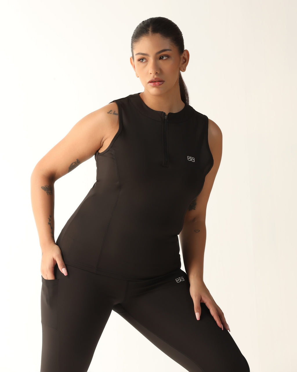 Classic Fitted Zipper Vest - Black