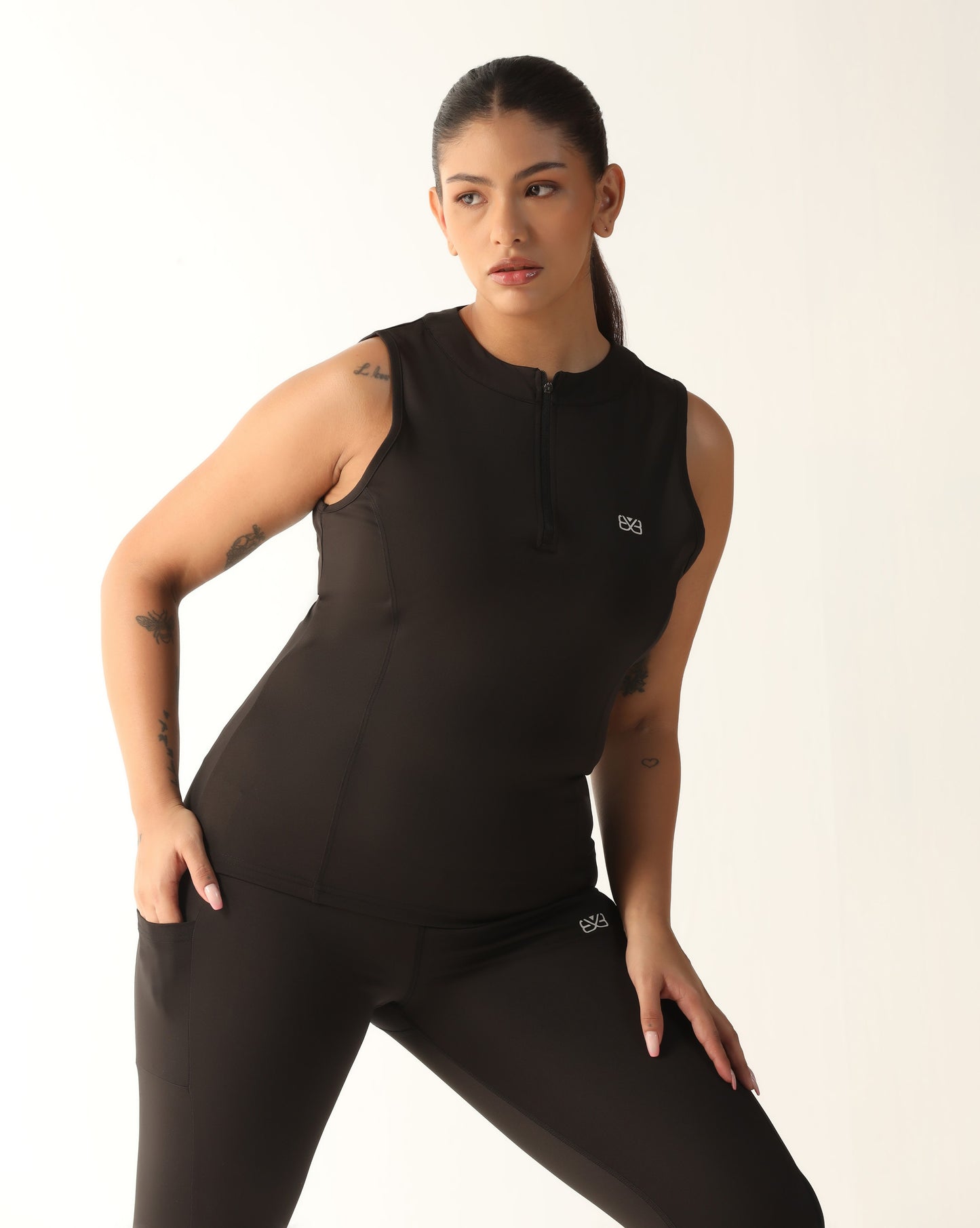 Classic Fitted Zipper Vest - Black