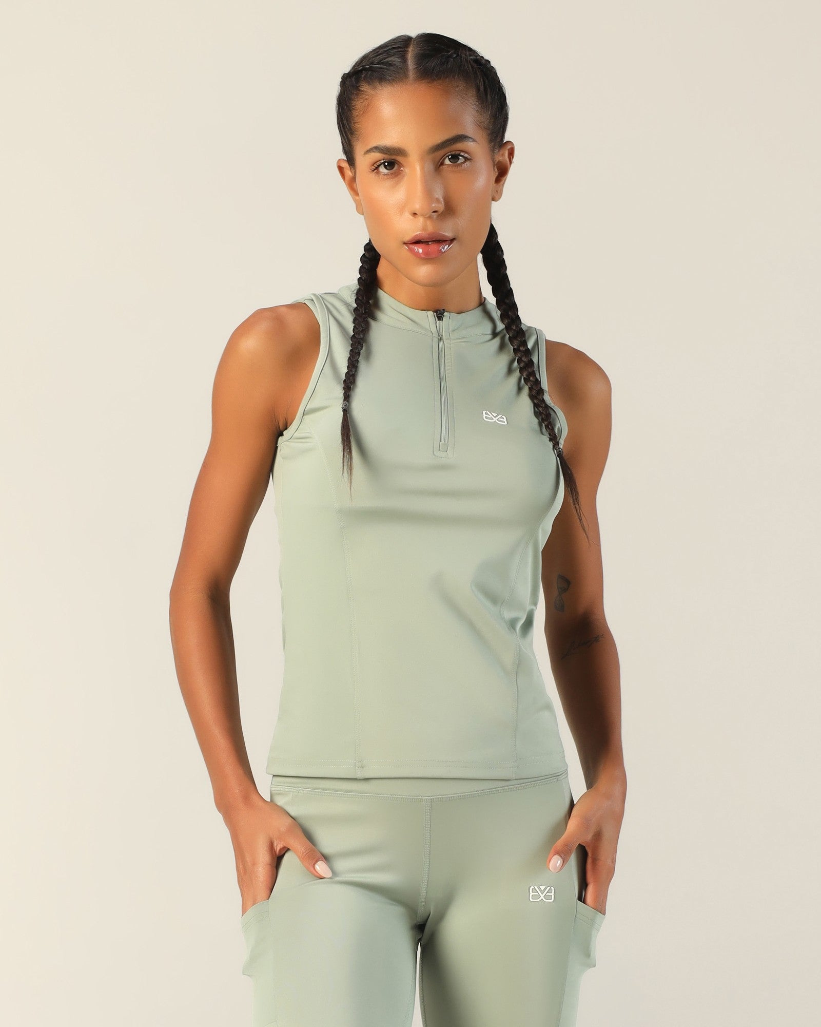 Classic Fitted Zipper Vest - Pista