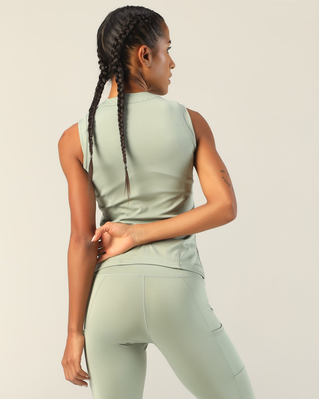 Classic Fitted Zipper Vest - Pista