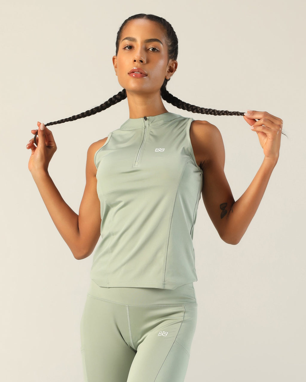 Classic Fitted Zipper Vest - Pista