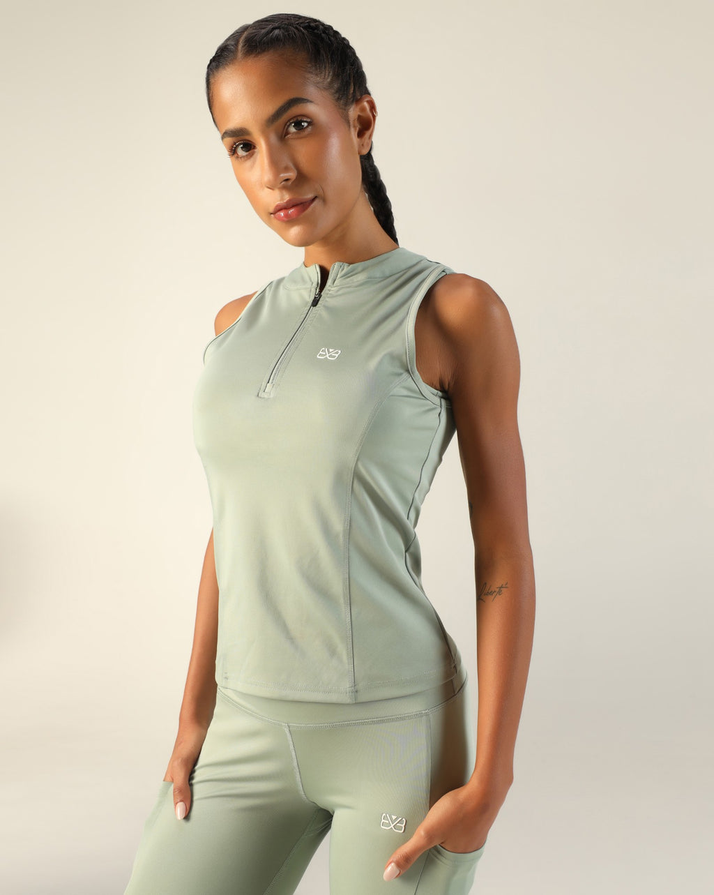 Classic Fitted Zipper Vest - Pista
