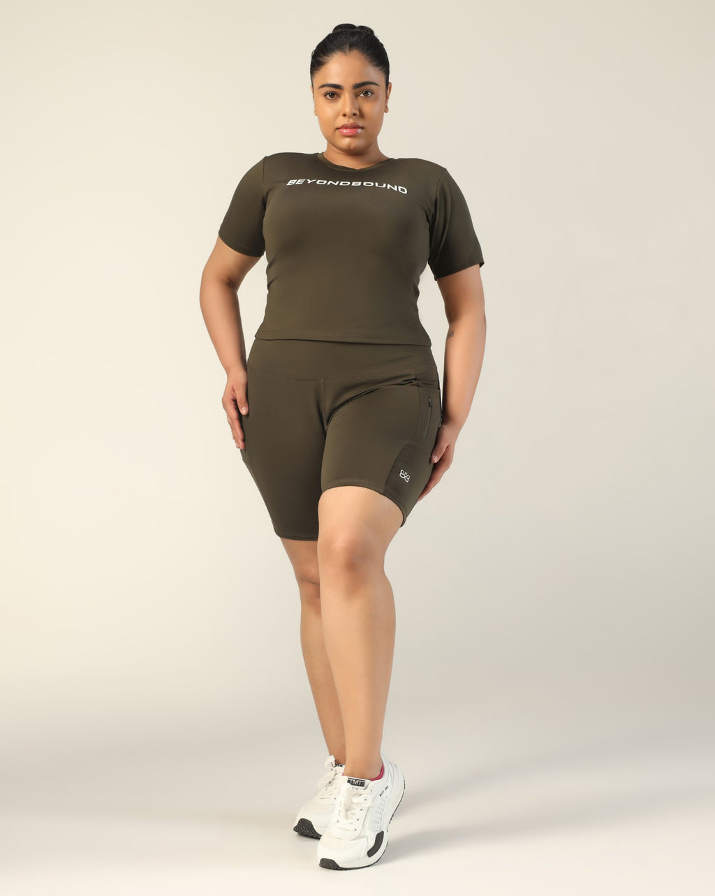 Stride Shorts - Mehendi