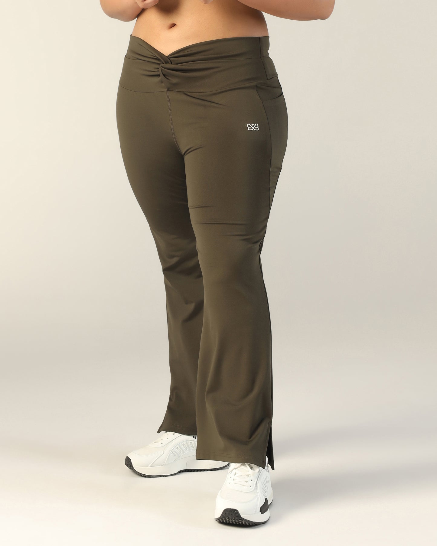 FlowTwist Leggings - Mehendi