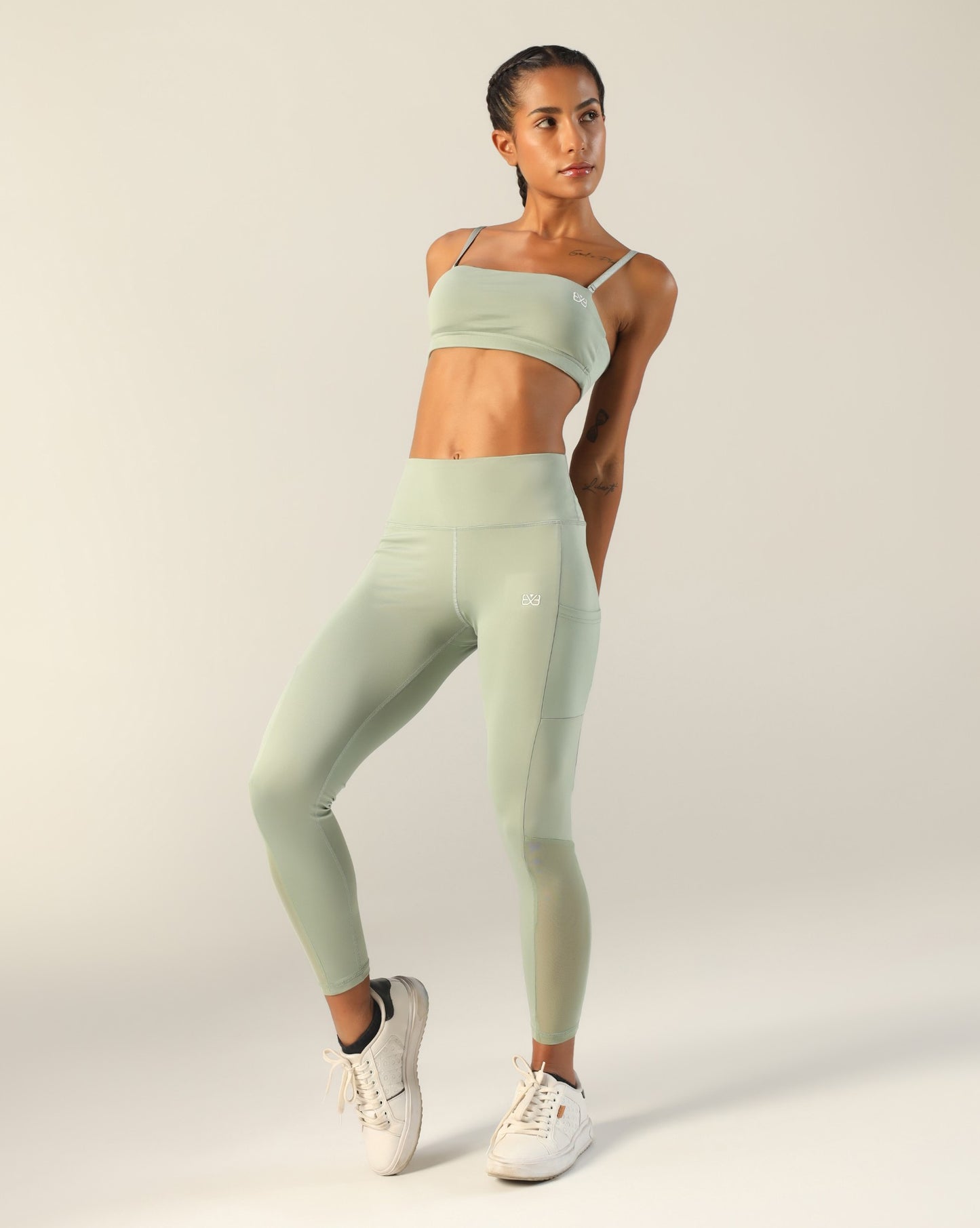 Go-To Bandeau Sports Bra - Pista