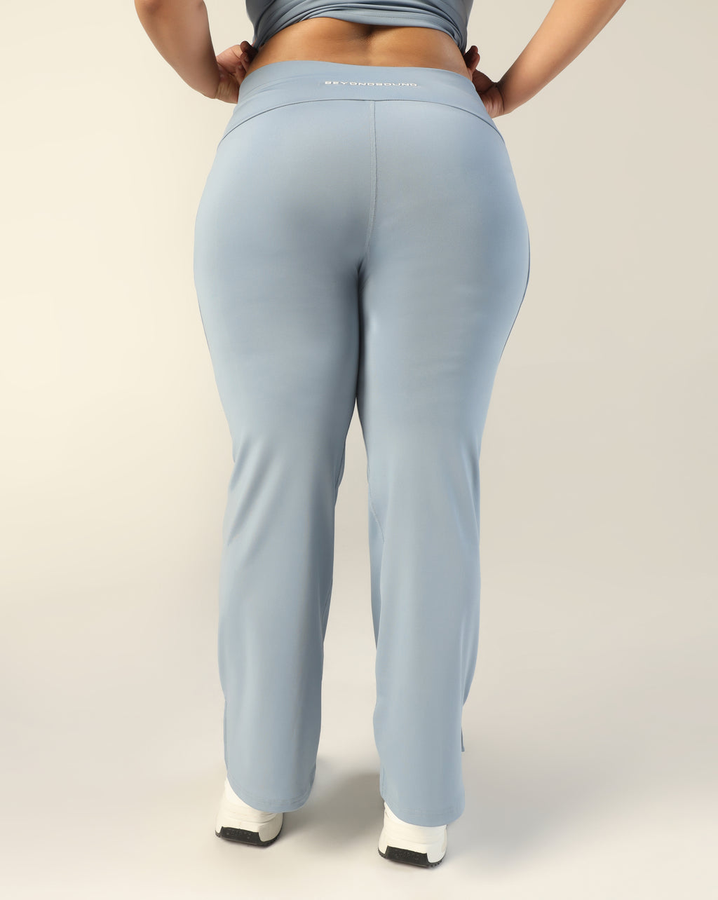 FlowTwist Leggings - Sky Blue