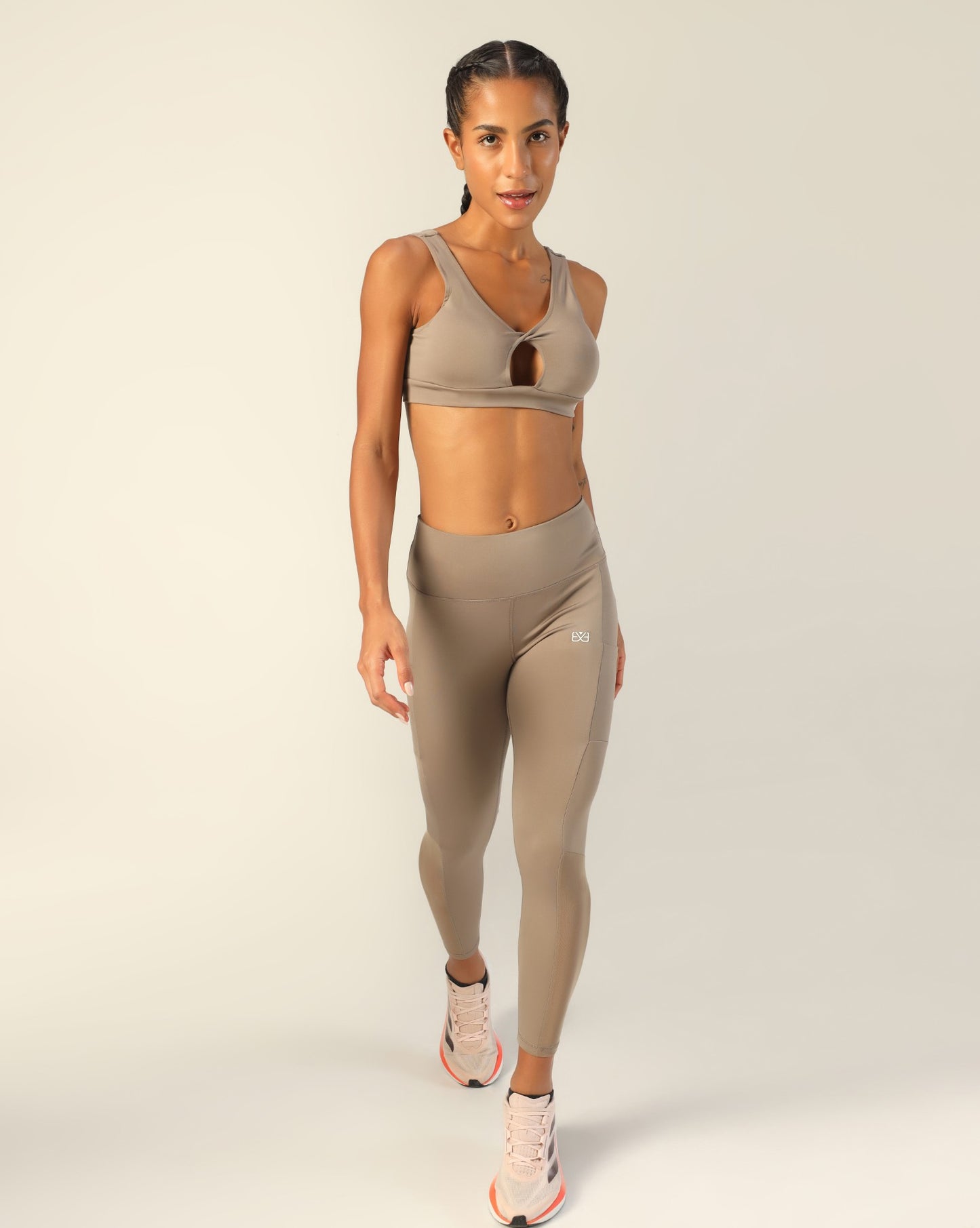 Go-To Twisted Sports Bra - Beige