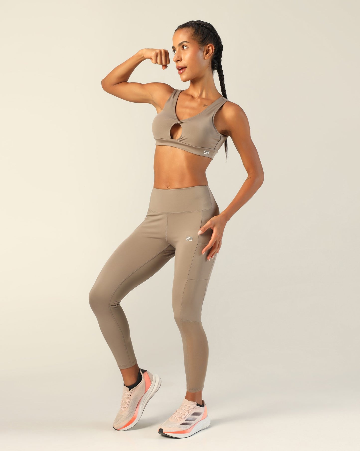 Go-To Twisted Sports Bra - Beige