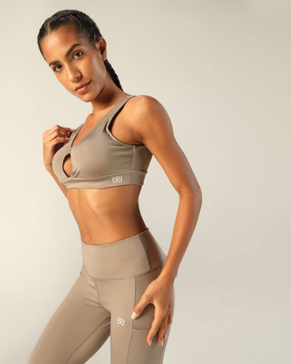Go-To Twisted Sports Bra - Beige