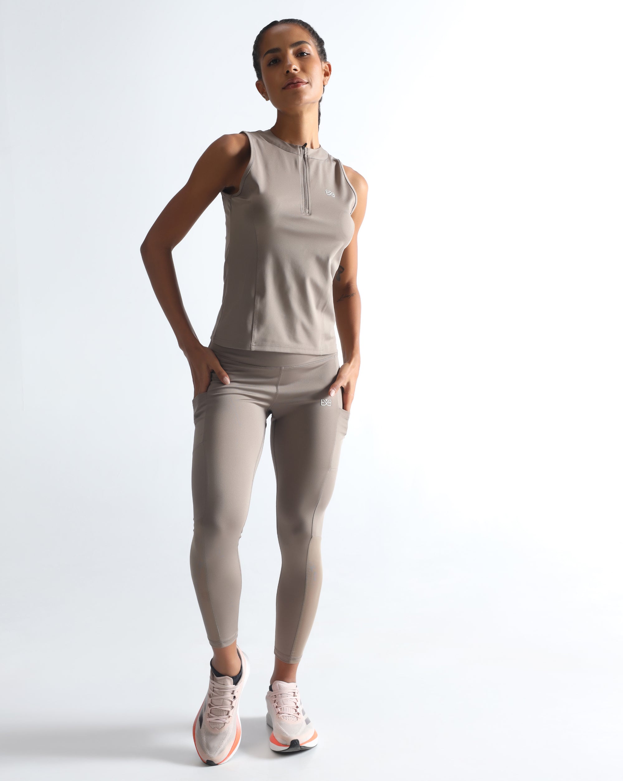 Classic Fitted Zipper Vest - Silver Mink