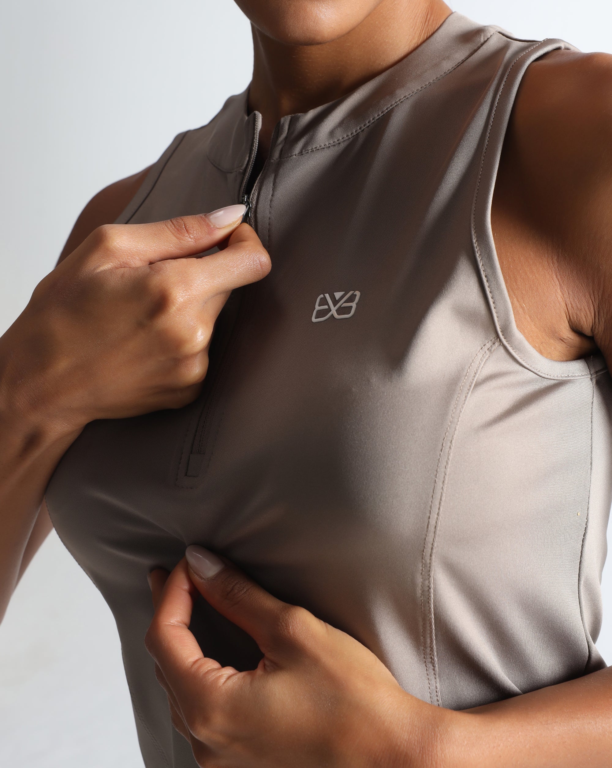 Classic Fitted Zipper Vest - Silver Mink