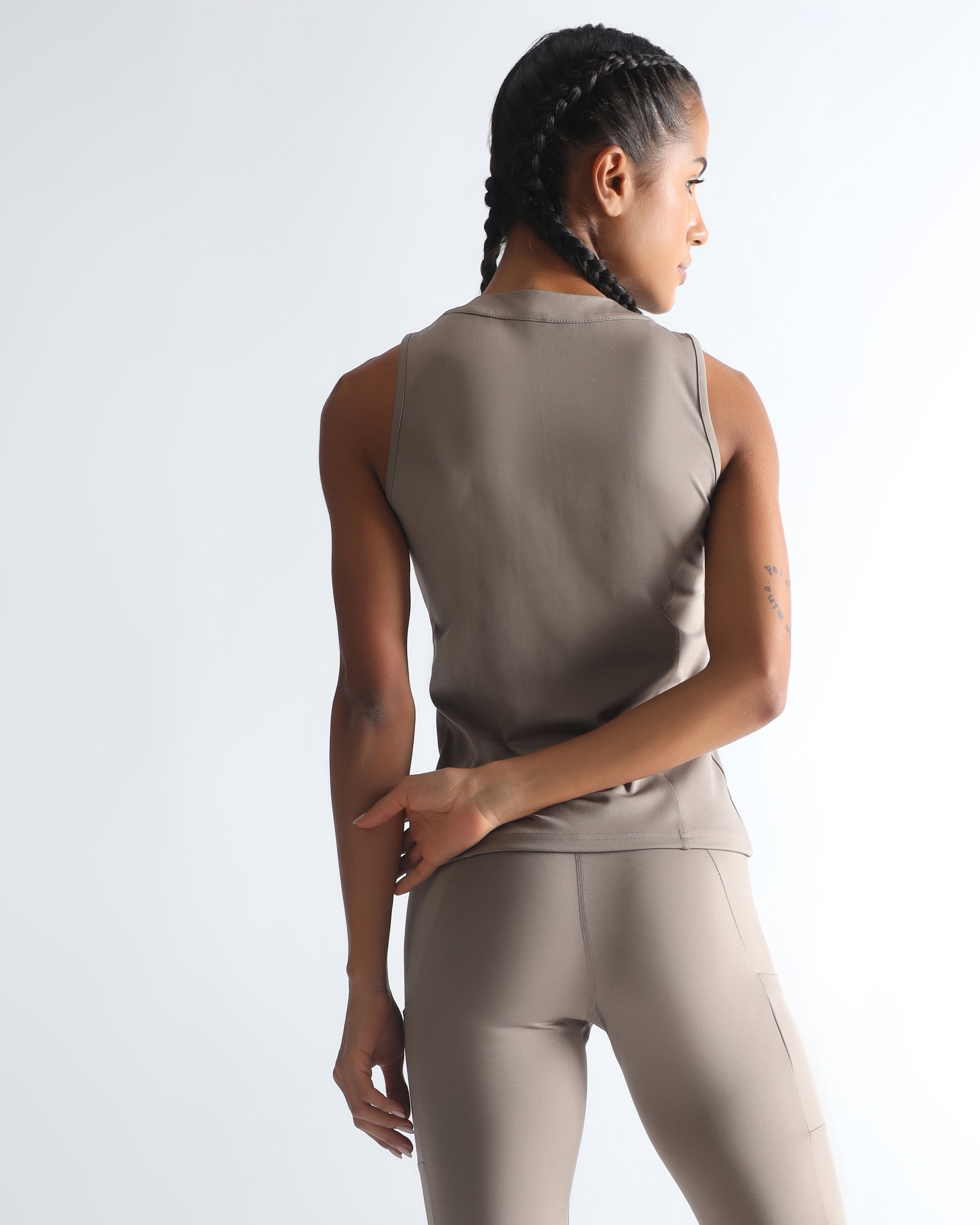 Classic Fitted Zipper Vest - Silver Mink