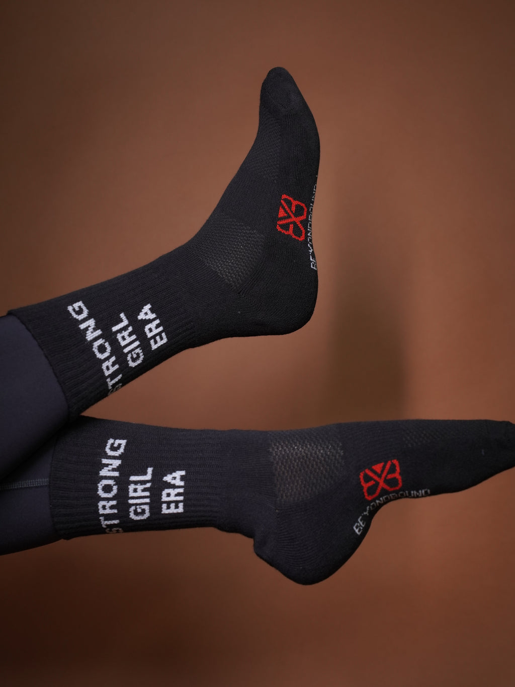 Strong Girl Era – Black