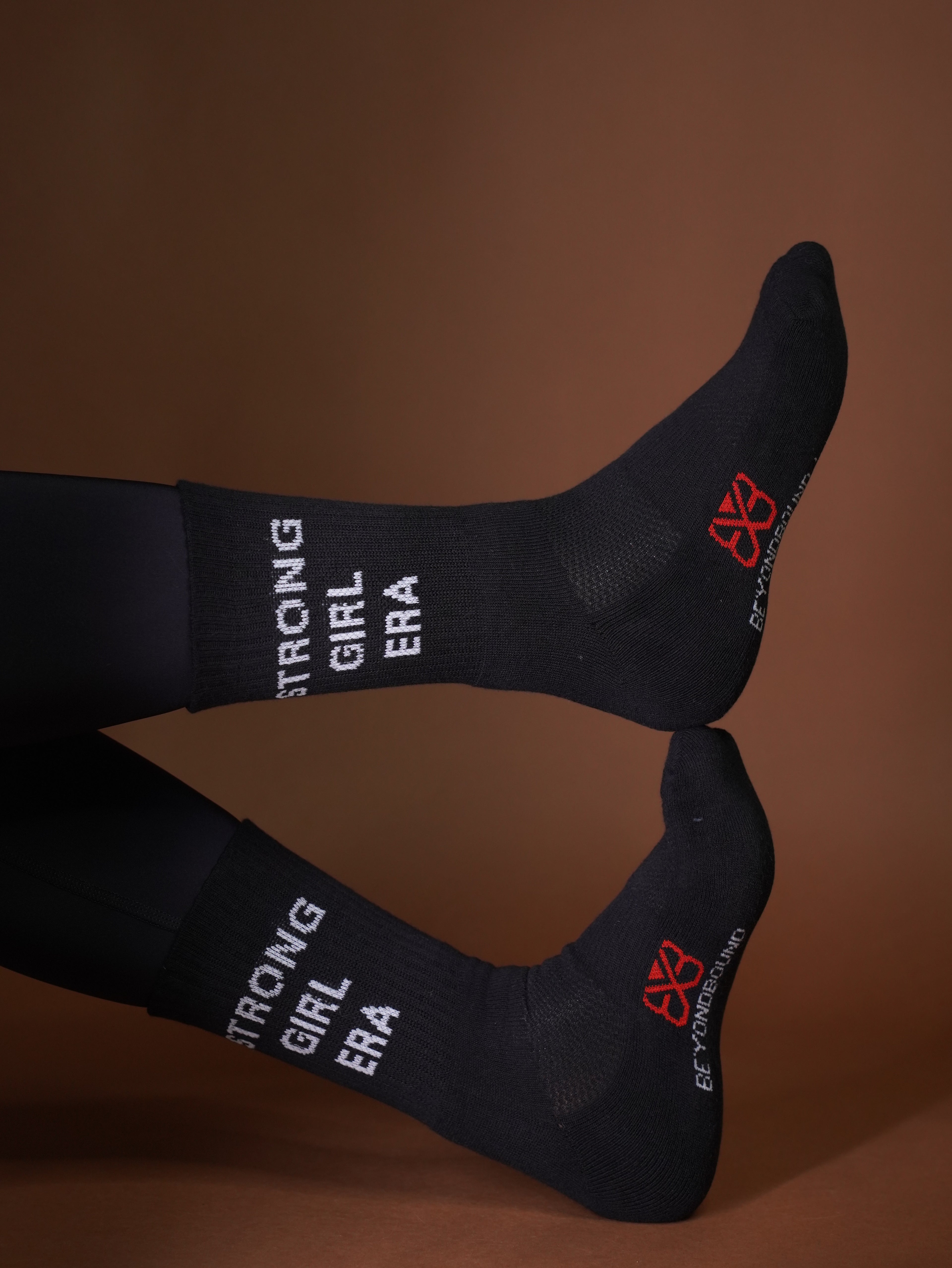 Strong Girl Era – Black