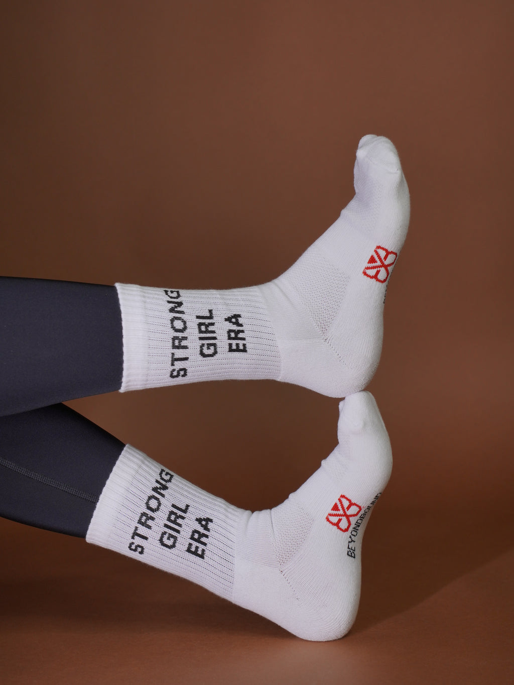 Strong Girl Era – White